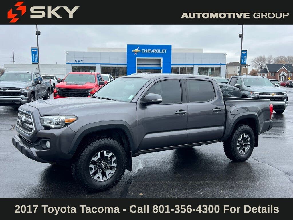 2017 Toyota Tacoma SR5 V6 Double Cab 4WD