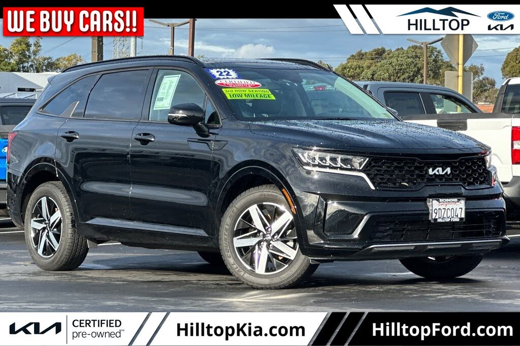 2022 Kia Sorento S FWD