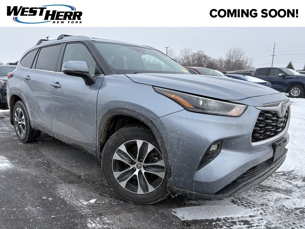 2022 Toyota Highlander XLE AWD