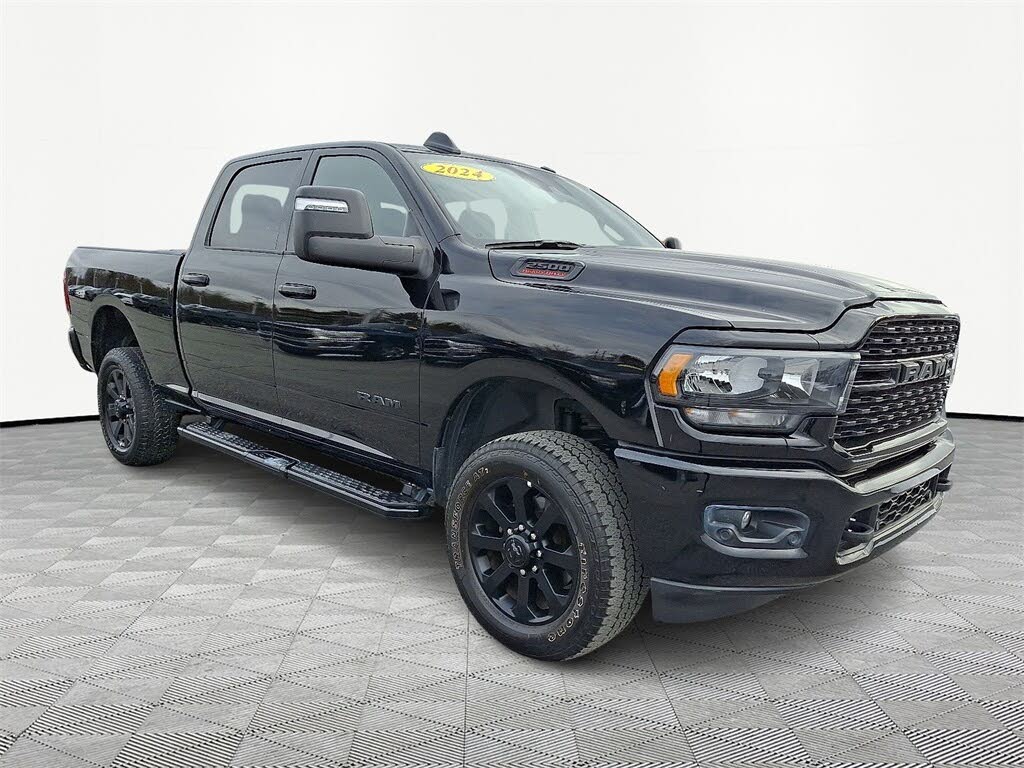 2024 RAM 2500 Big Horn Crew Cab 4WD