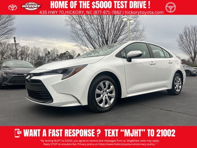 2025 Toyota Corolla LE FWD