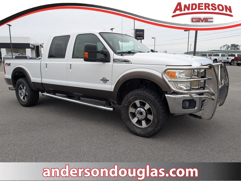 2015 Ford F-250 Super Duty Lariat Crew Cab 4WD