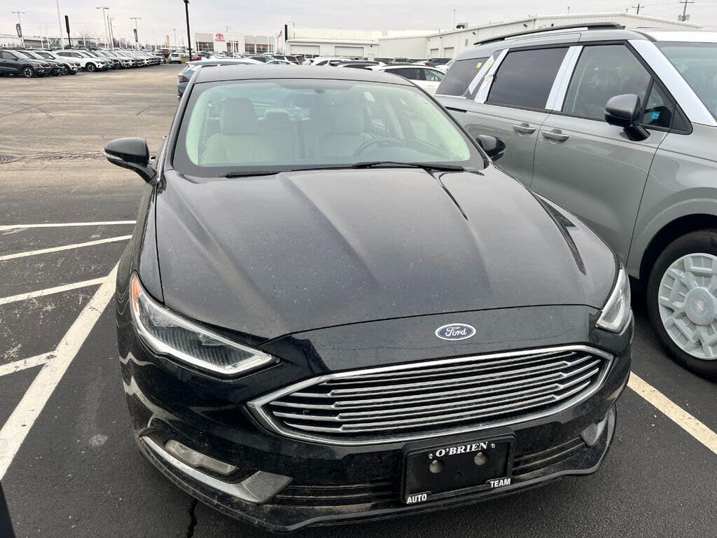 2018 Ford Fusion Hybrid Titanium FWD