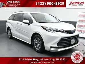 Toyota Sienna XLE 7-Passenger AWD