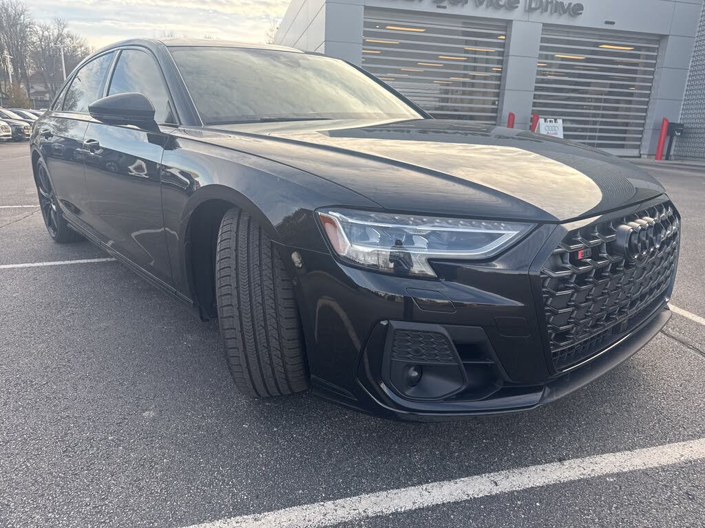 2024 Audi S8 4.0T quattro