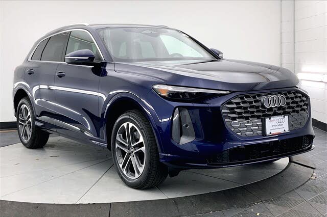 2025 Audi Q5 quattro Premium Plus 40 TFSI