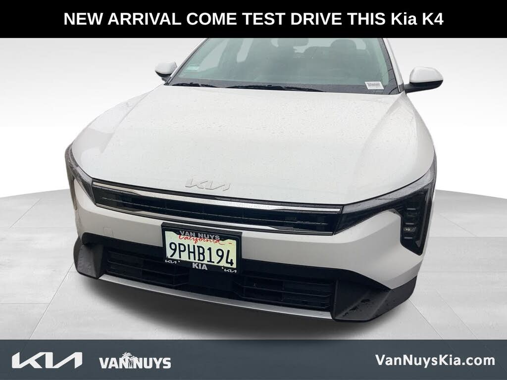 2025 Kia K4 EX FWD