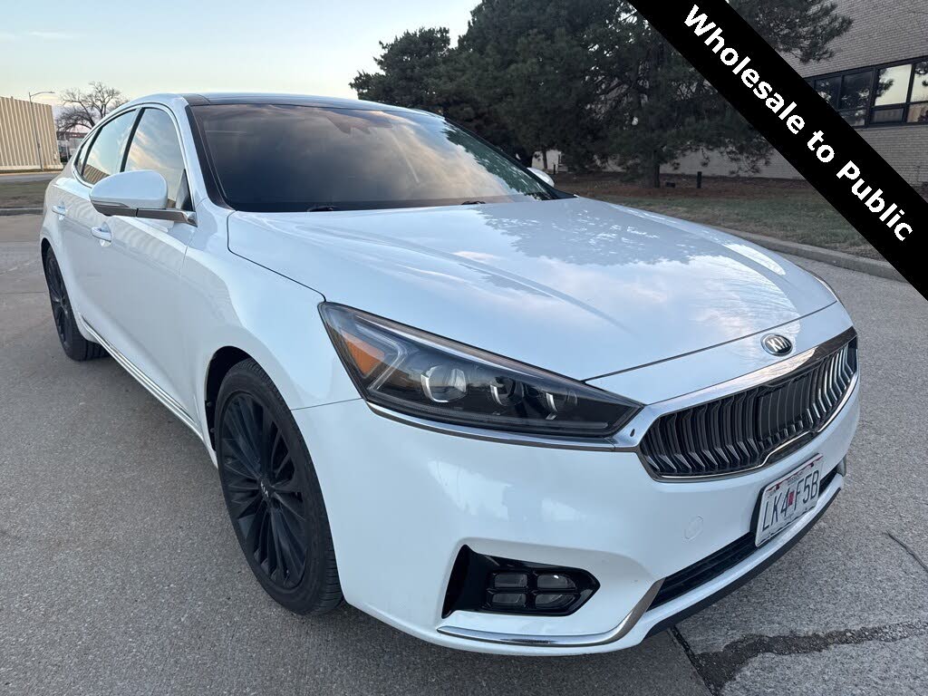 2017 Kia Cadenza Limited