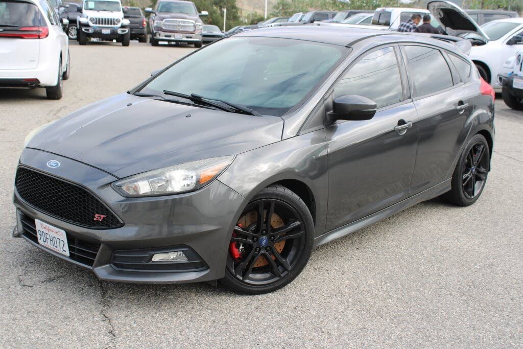 2018 Ford Focus ST