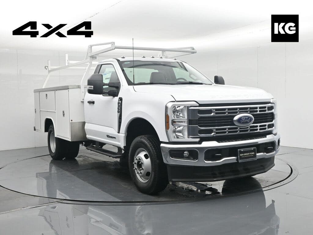 2024 Ford F-350 Super Duty Chassis XL DRW LB 4WD