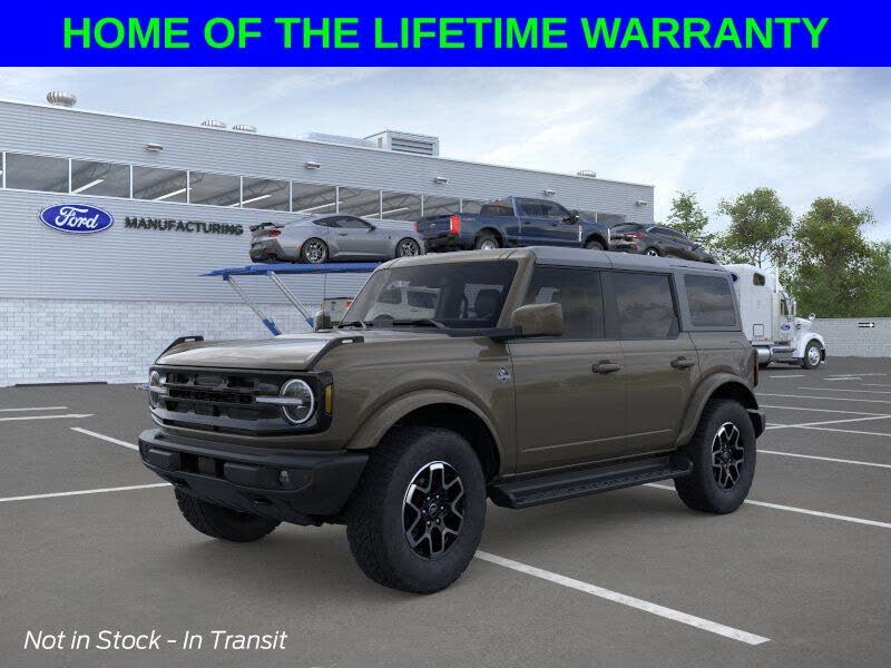 2025 Ford Bronco Outer Banks 4-Door 4WD