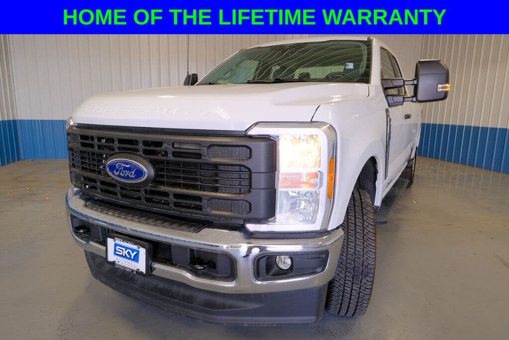 2025 Ford F-250 Super Duty XL SuperCab LB 4WD