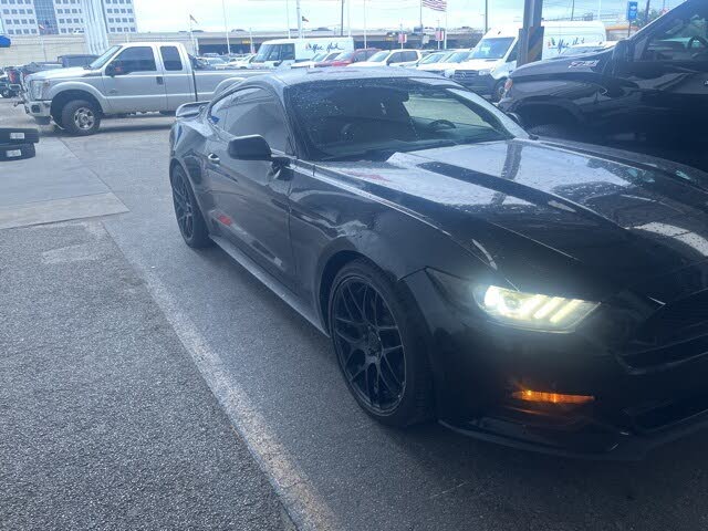 2015 Ford Mustang V6 Coupe RWD