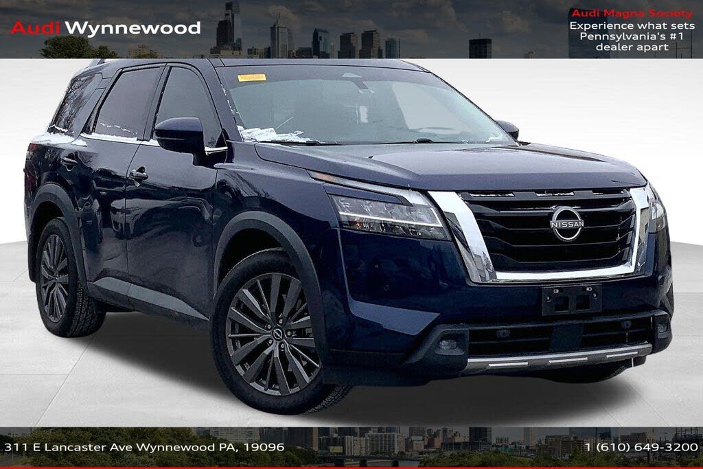 2022 Nissan Pathfinder SL 4WD
