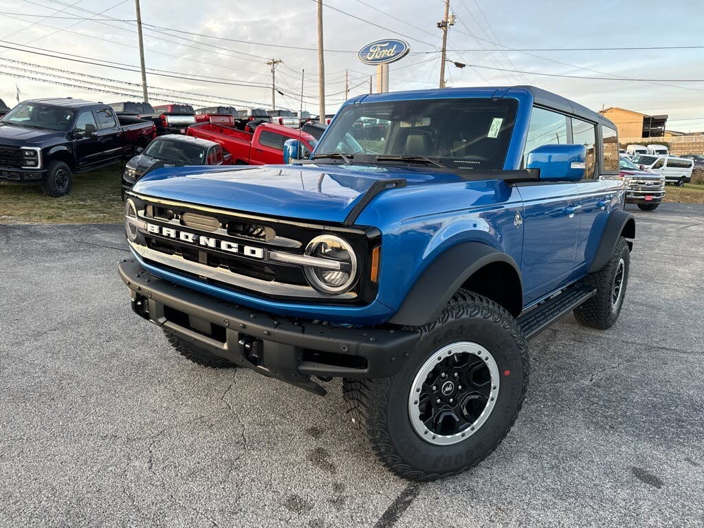 2024 Ford Bronco Outer Banks 4-Door 4WD