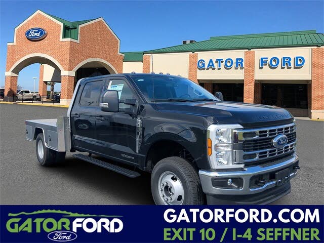 2024 Ford F-350 Super Duty Chassis XLT Crew Cab DRW 4WD