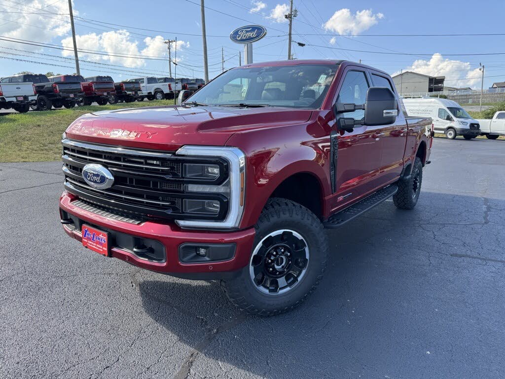 2025 Ford F-250 Super Duty Platinum Crew Cab 4WD