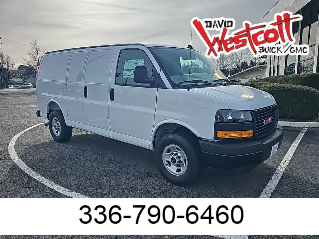 2025 GMC Savana Cargo 3500 RWD