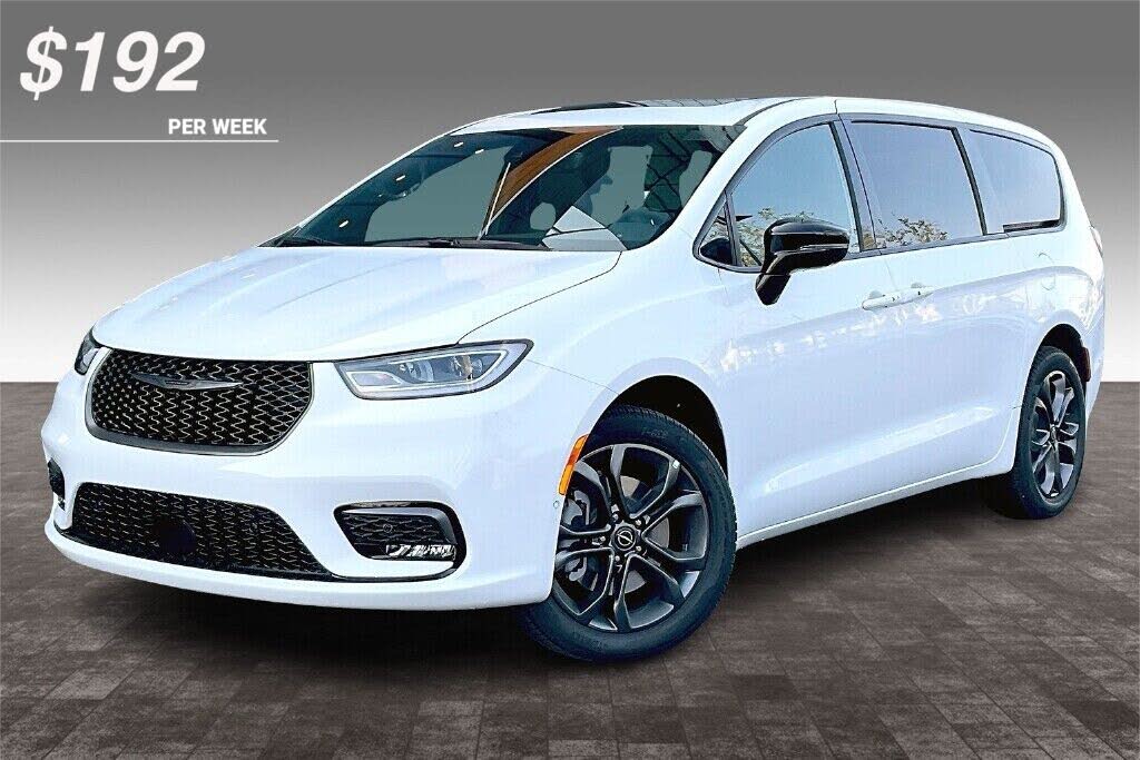 2026 Chrysler Pacifica Select AWD