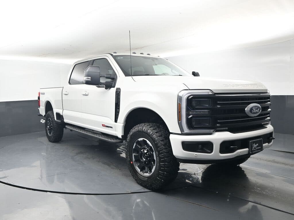2026 Ford F-250 Super Duty Platinum Crew Cab 4WD