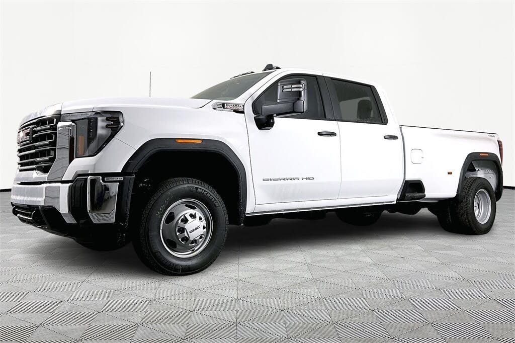 2026 GMC Sierra 3500HD Pro Crew Cab 4WD