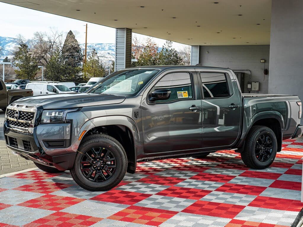 2026 Nissan Frontier SV Crew Cab 4WD