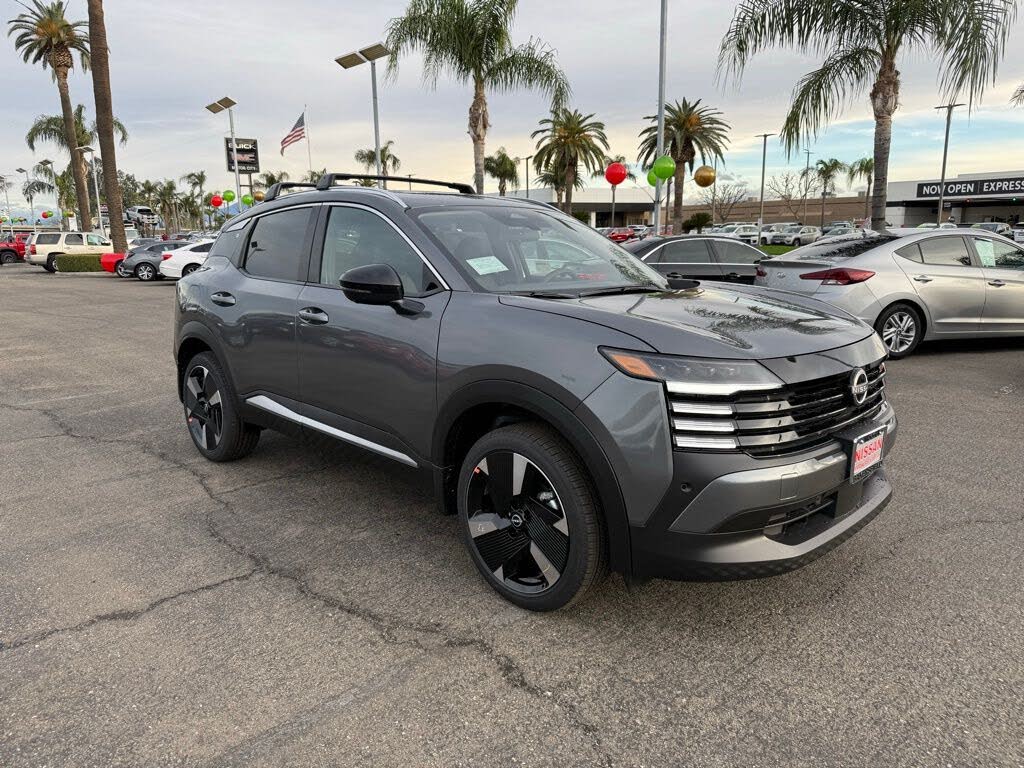 2026 Nissan Kicks SR AWD