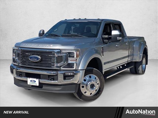 2022 Ford F-450 Super Duty Lariat Crew Cab LB DRW 4WD