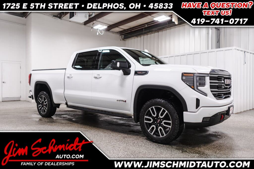 2022 GMC Sierra 1500 AT4 Crew Cab 4WD