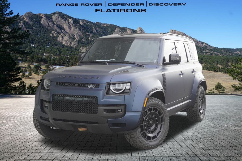 2026 Land Rover Defender 110 P635 OCTA AWD