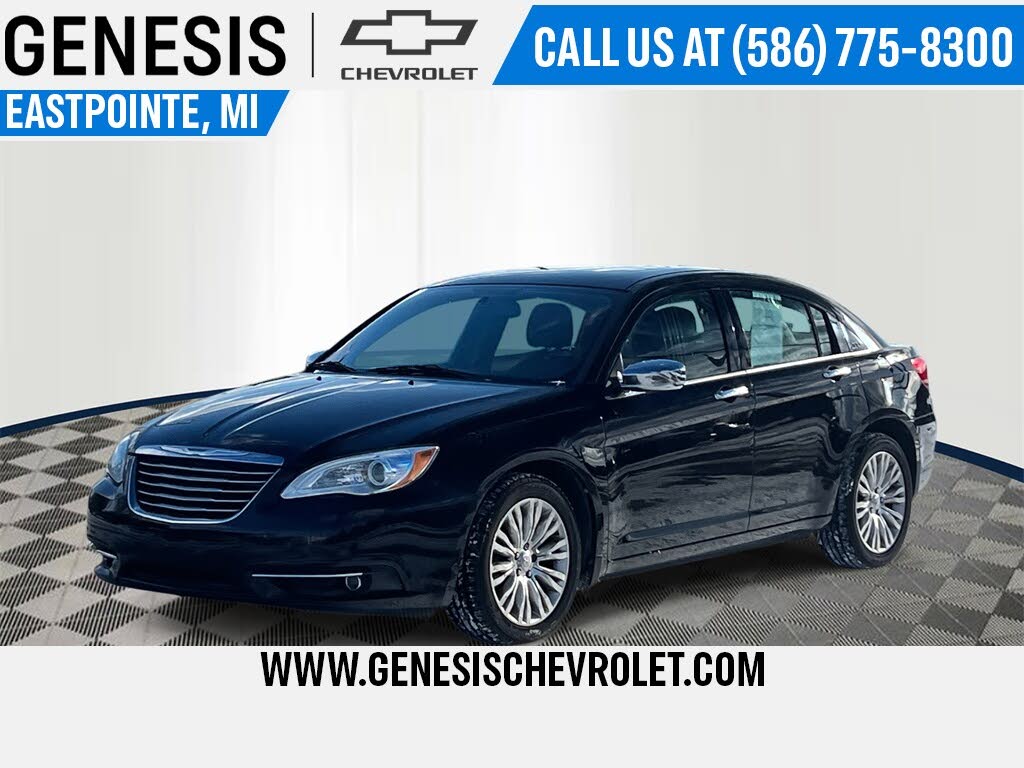 2013 Chrysler 200 Limited Sedan FWD