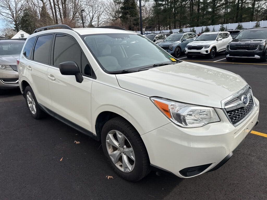 2016 Subaru Forester 2.5i