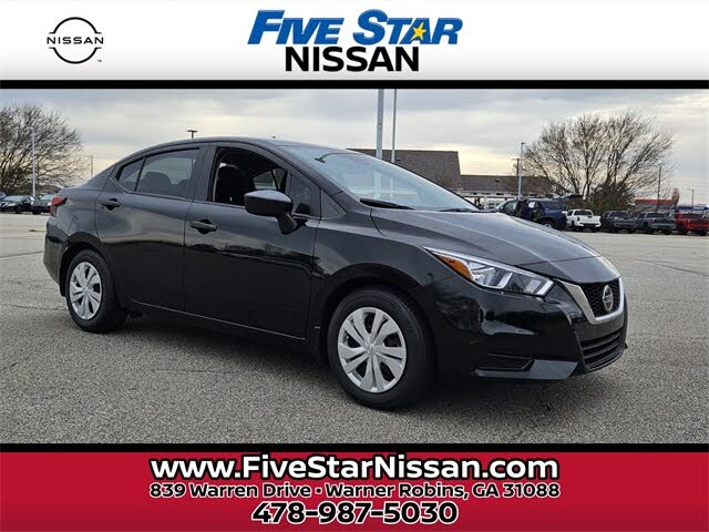 2022 Nissan Versa S FWD