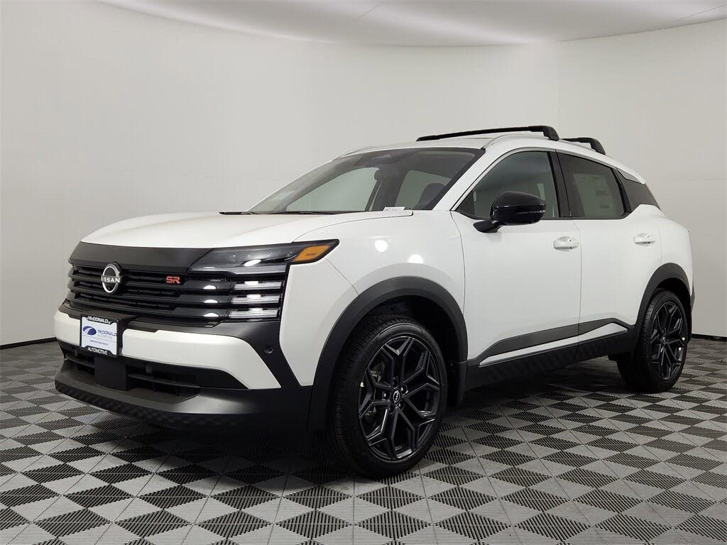2026 Nissan Kicks SR AWD