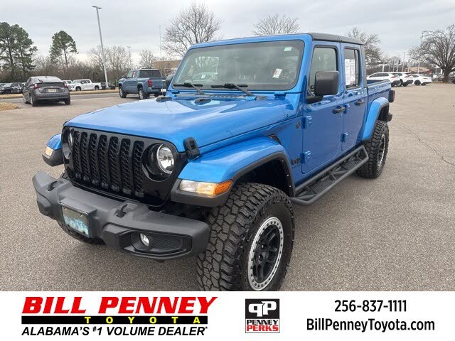 2022 Jeep Gladiator Altitude Crew Cab 4WD