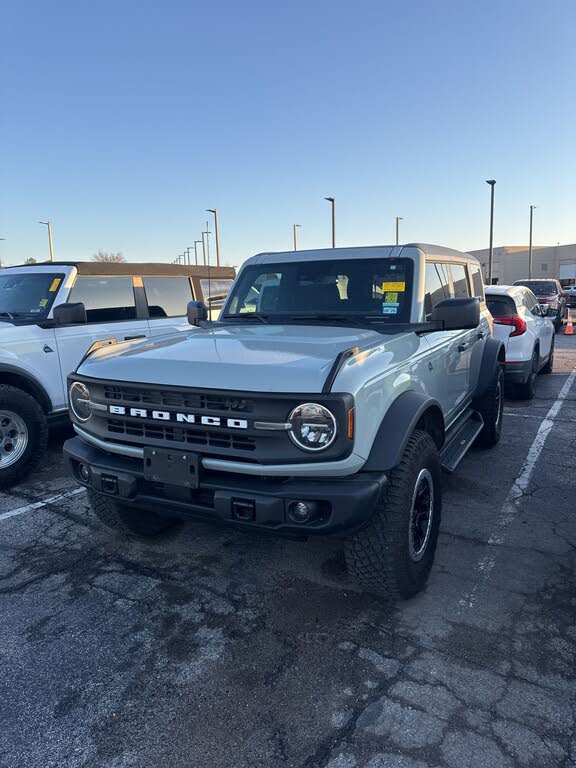 2024 Ford Bronco Black Diamond 4-Door 4WD