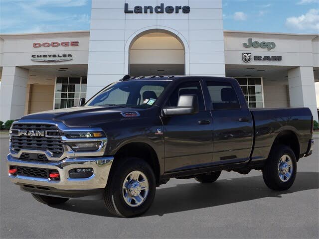 2025 RAM 2500 Tradesman Crew Cab 4WD