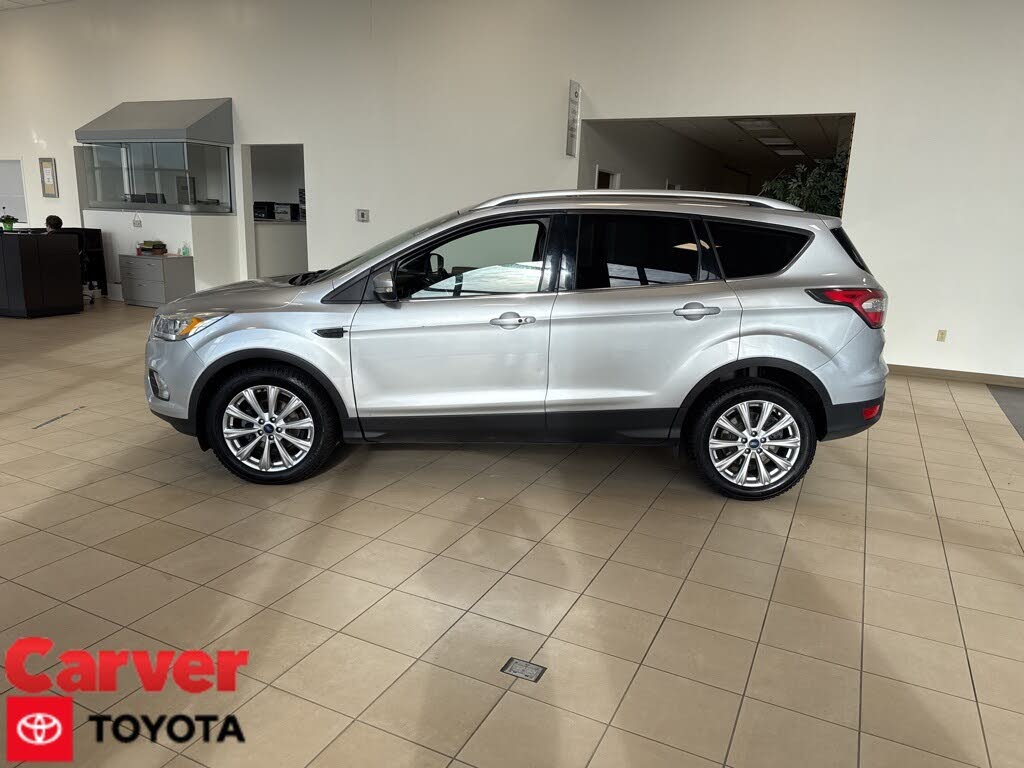 2017 Ford Escape Titanium FWD