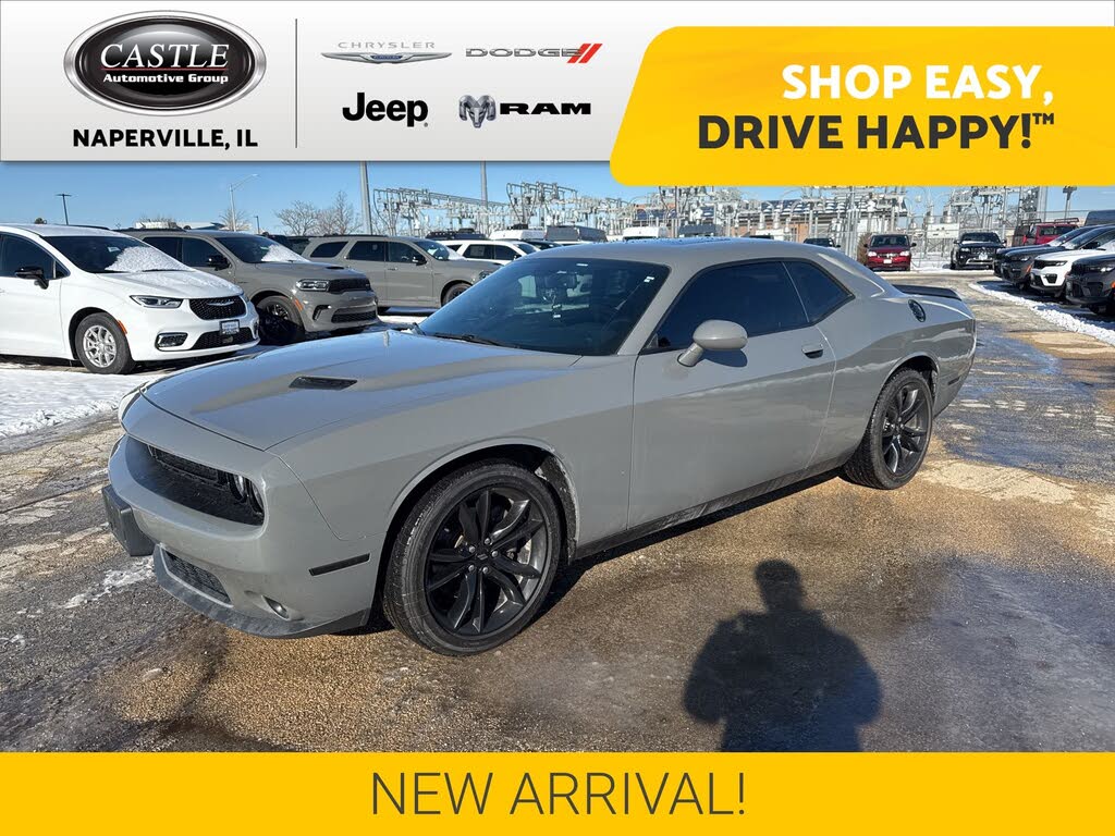 2018 Dodge Challenger SXT RWD