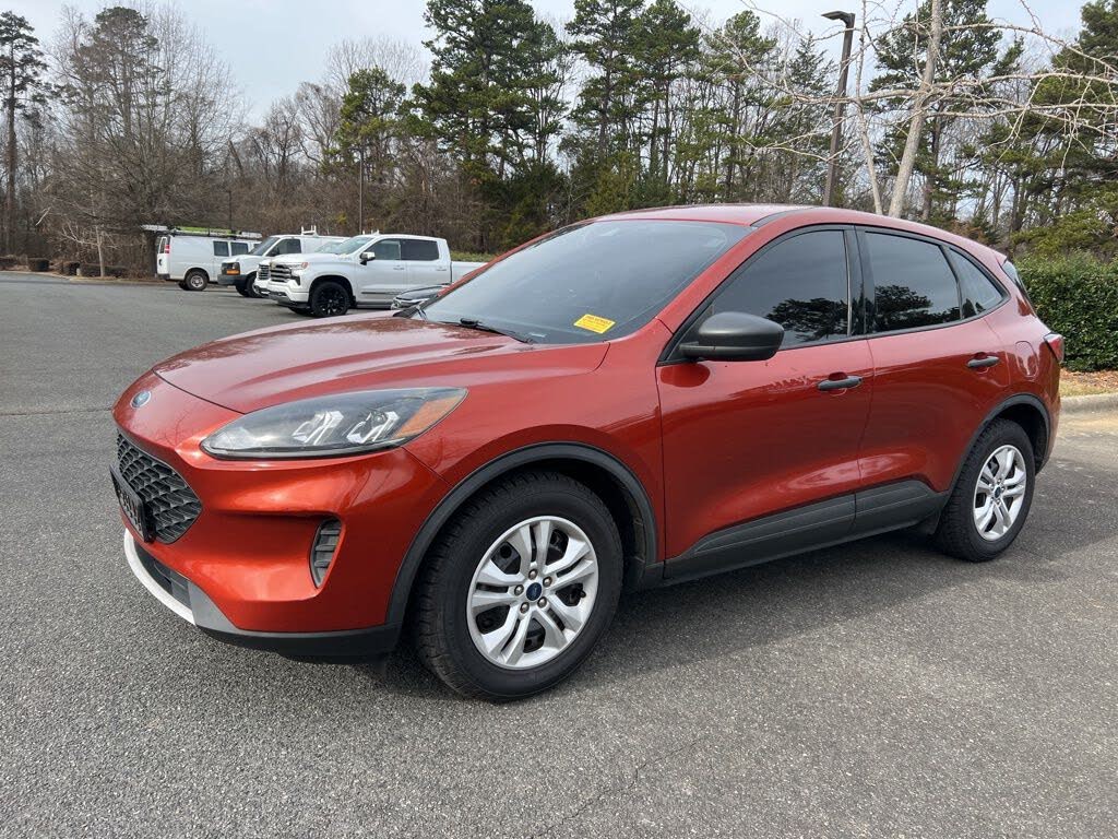 2020 Ford Escape S FWD
