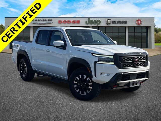 2022 Nissan Frontier PRO-4X Crew Cab 4WD