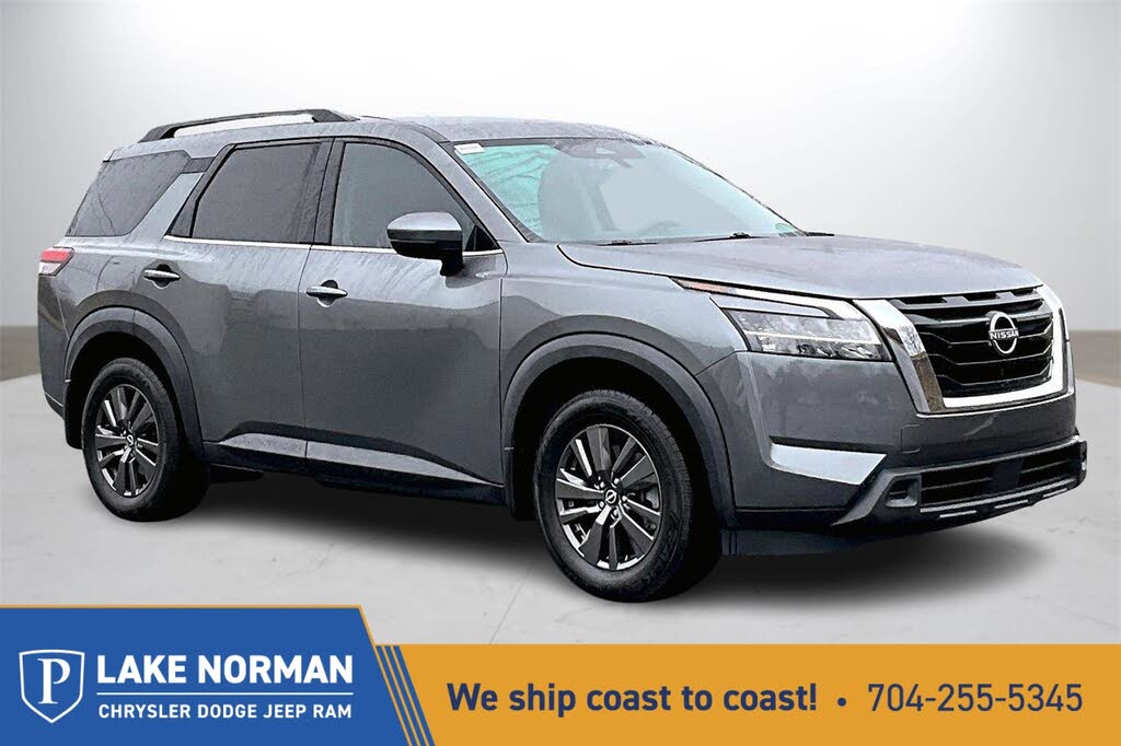 2022 Nissan Pathfinder SV FWD