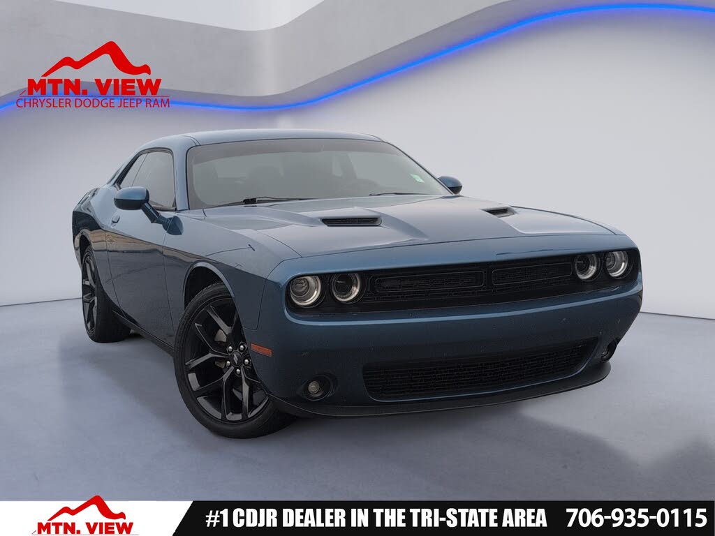 2023 Dodge Challenger SXT RWD