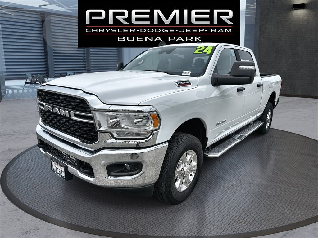 2024 RAM 2500 Big Horn Crew Cab 4WD
