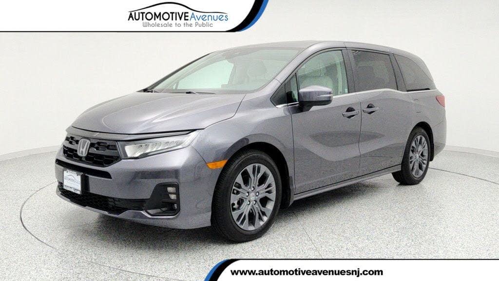 2025 Honda Odyssey Touring FWD