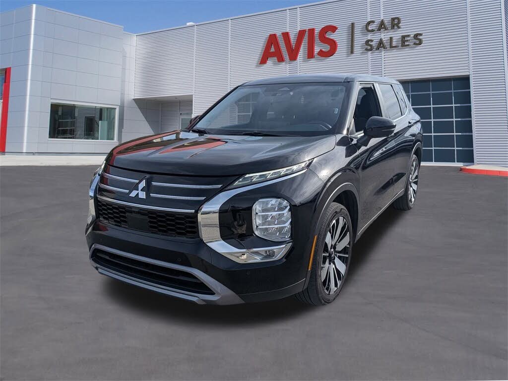 2025 Mitsubishi Outlander SE FWD
