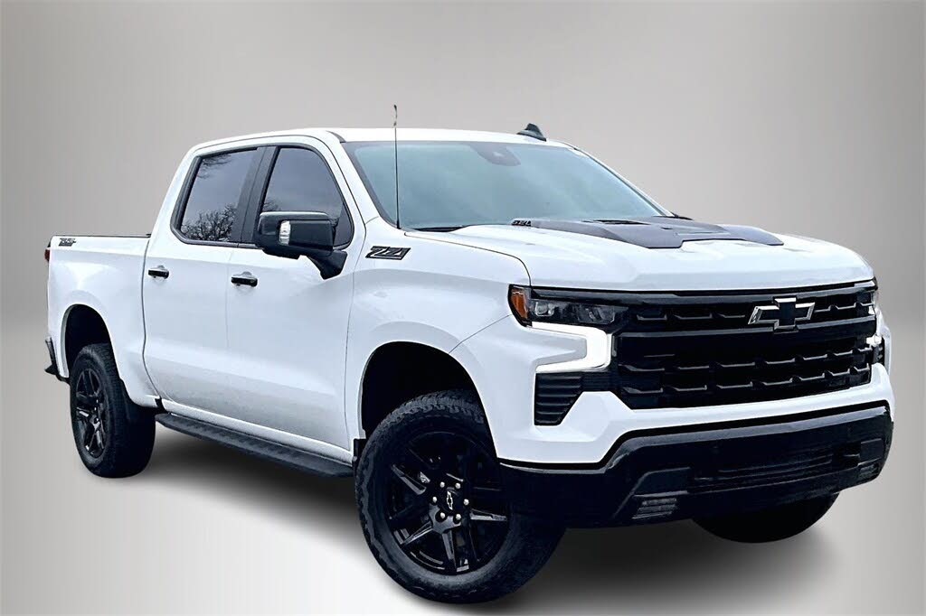 2026 Chevrolet Silverado 1500 LT Trail Boss Crew Cab 4WD