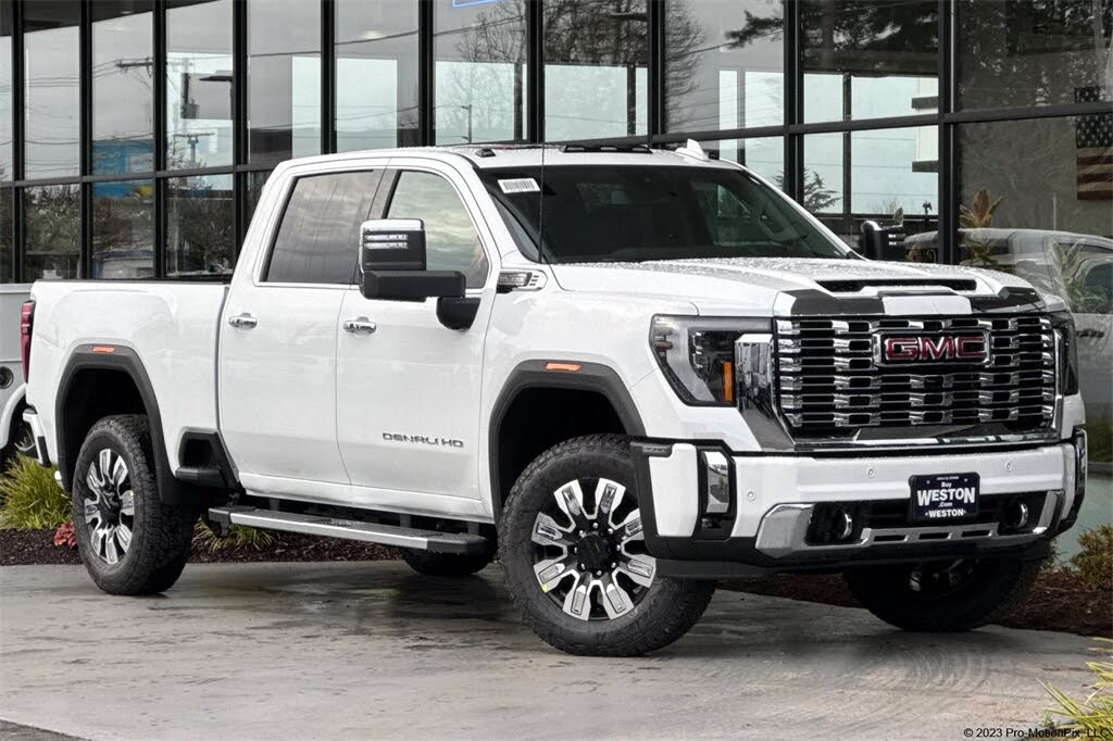 2026 GMC Sierra 2500HD Denali Crew Cab 4WD
