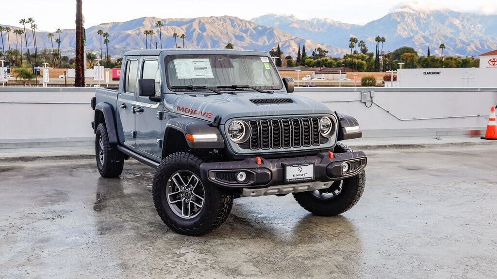 2026 Jeep Gladiator Mojave Crew Cab 4WD