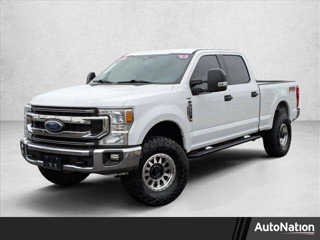 2022 Ford F-350 Super Duty XLT Crew Cab 4WD